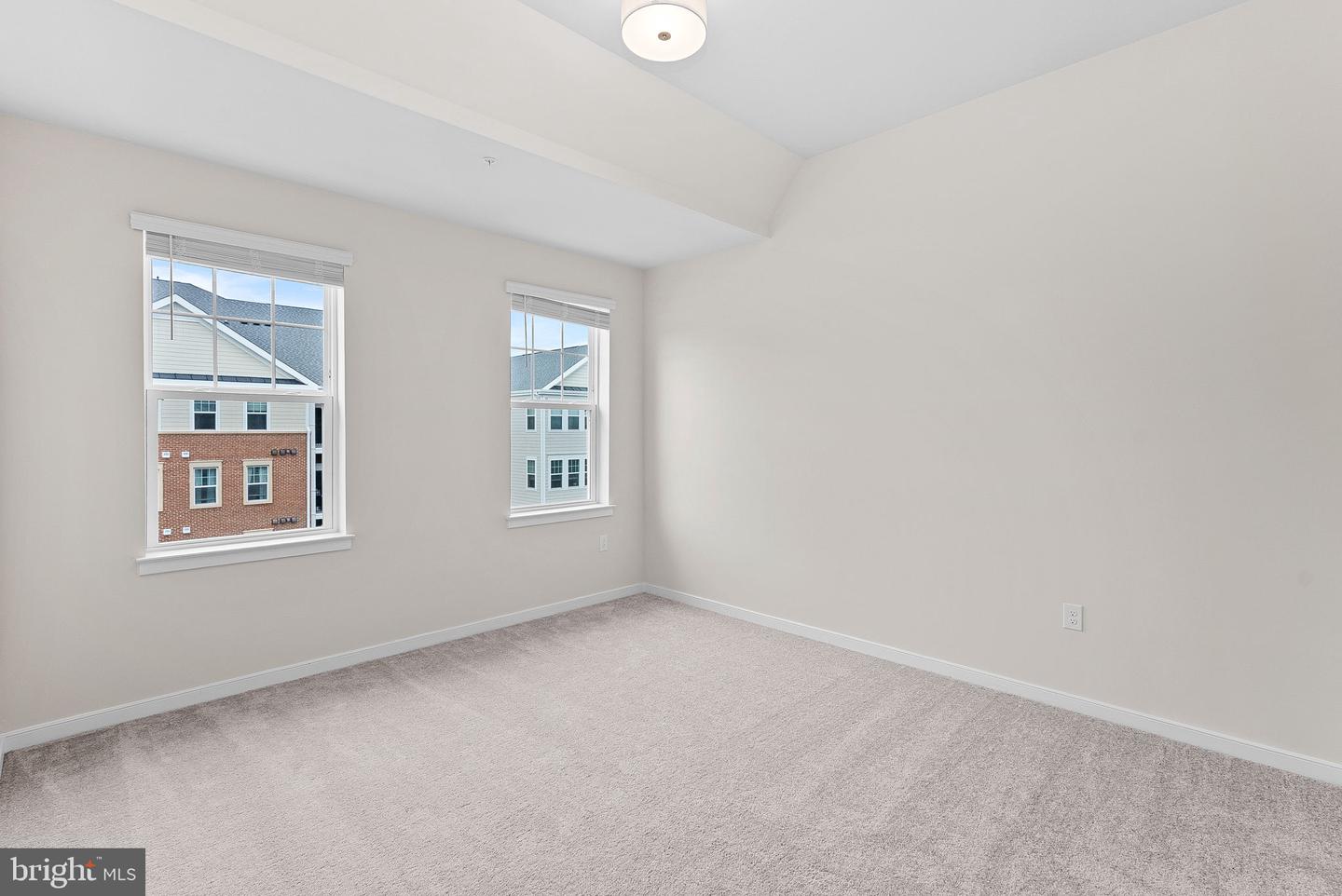 750 MOUNT AIRY TER NE #403, LEESBURG, Virginia 20176, 2 Bedrooms Bedrooms, ,2 BathroomsBathrooms,Residential,For sale,750 MOUNT AIRY TER NE #403,VALO2112922 MLS # VALO2112922