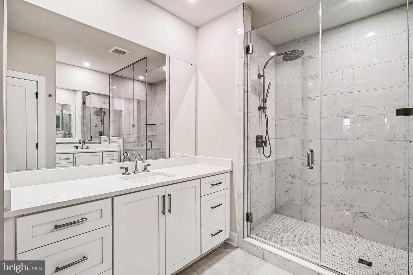 5513 VELTRI TER, HAYMARKET, Virginia 20169, 4 Bedrooms Bedrooms, ,3 BathroomsBathrooms,Residential,For sale,5513 VELTRI TER,VAPW2109498 MLS # VAPW2109498