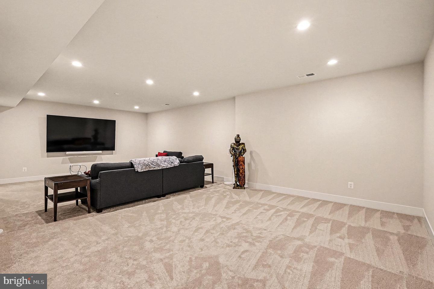 5513 VELTRI TER, HAYMARKET, Virginia 20169, 4 Bedrooms Bedrooms, ,3 BathroomsBathrooms,Residential,For sale,5513 VELTRI TER,VAPW2109498 MLS # VAPW2109498