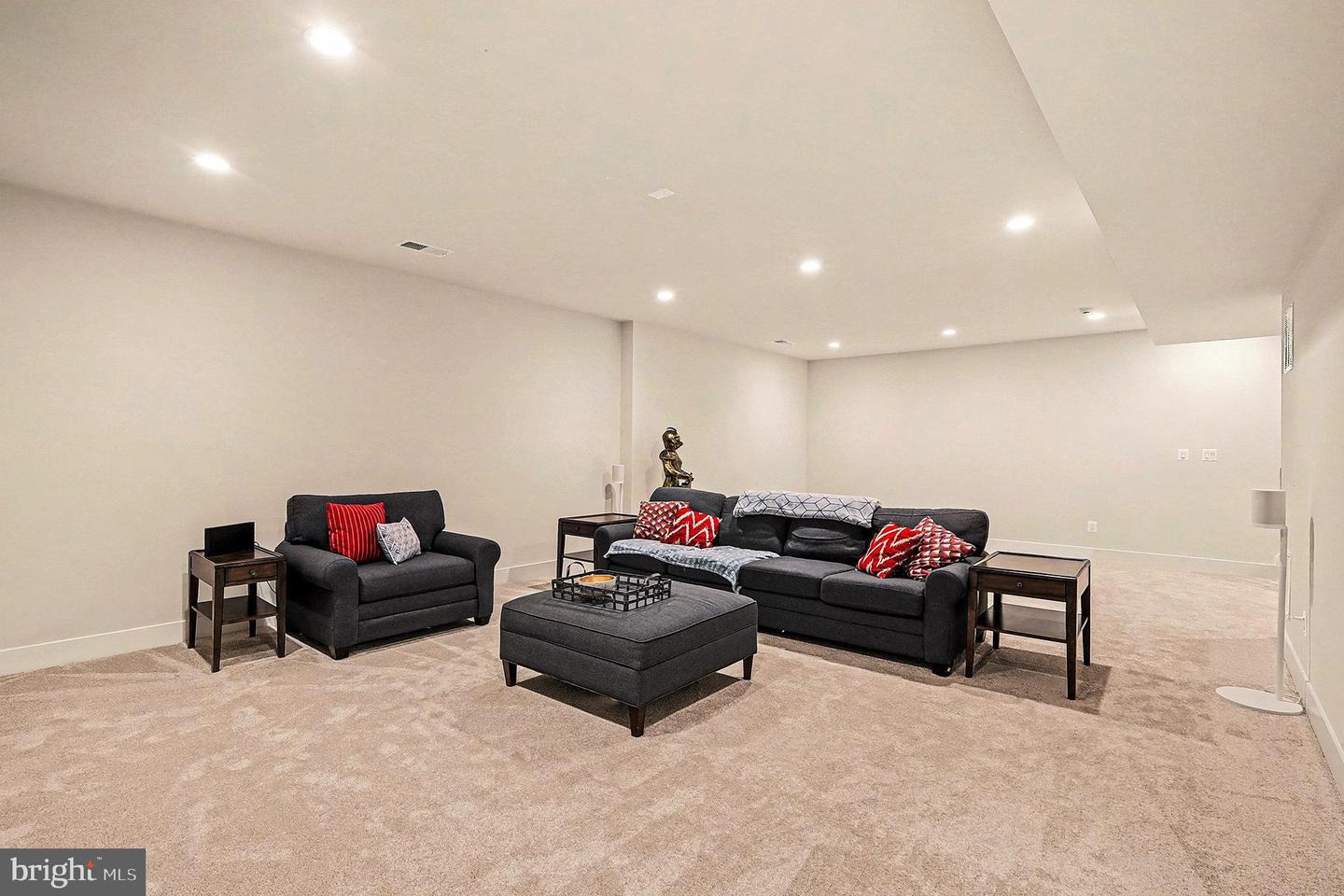 5513 VELTRI TER, HAYMARKET, Virginia 20169, 4 Bedrooms Bedrooms, ,3 BathroomsBathrooms,Residential,For sale,5513 VELTRI TER,VAPW2109498 MLS # VAPW2109498