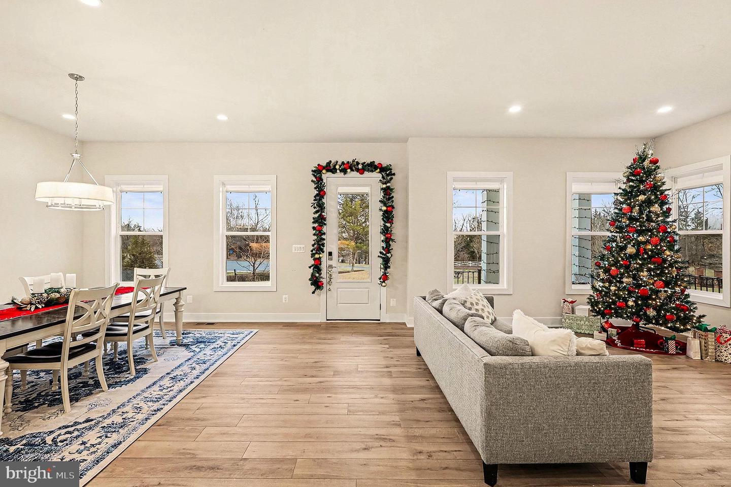 5513 VELTRI TER, HAYMARKET, Virginia 20169, 4 Bedrooms Bedrooms, ,3 BathroomsBathrooms,Residential,For sale,5513 VELTRI TER,VAPW2109498 MLS # VAPW2109498