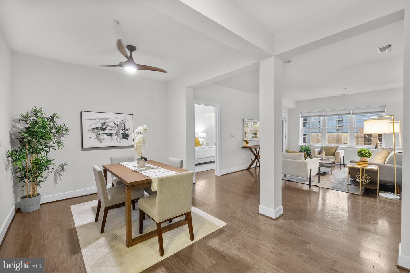 2905 BLEEKER ST #4-402, FAIRFAX, Virginia 22031, 2 Bedrooms Bedrooms, ,2 BathroomsBathrooms,Residential,For sale,2905 BLEEKER ST #4-402,VAFX2283224 MLS # VAFX2283224