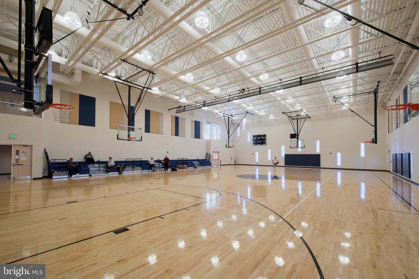 2905 BLEEKER ST #4-402, FAIRFAX, Virginia 22031, 2 Bedrooms Bedrooms, ,2 BathroomsBathrooms,Residential,For sale,2905 BLEEKER ST #4-402,VAFX2283224 MLS # VAFX2283224