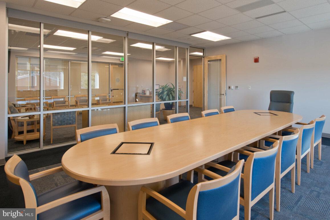 2905 BLEEKER ST #4-402, FAIRFAX, Virginia 22031, 2 Bedrooms Bedrooms, ,2 BathroomsBathrooms,Residential,For sale,2905 BLEEKER ST #4-402,VAFX2283224 MLS # VAFX2283224