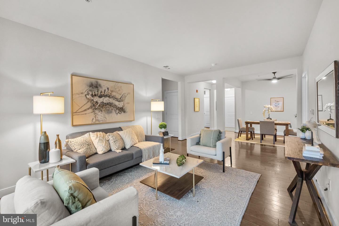 2905 BLEEKER ST #4-402, FAIRFAX, Virginia 22031, 2 Bedrooms Bedrooms, ,2 BathroomsBathrooms,Residential,For sale,2905 BLEEKER ST #4-402,VAFX2283224 MLS # VAFX2283224