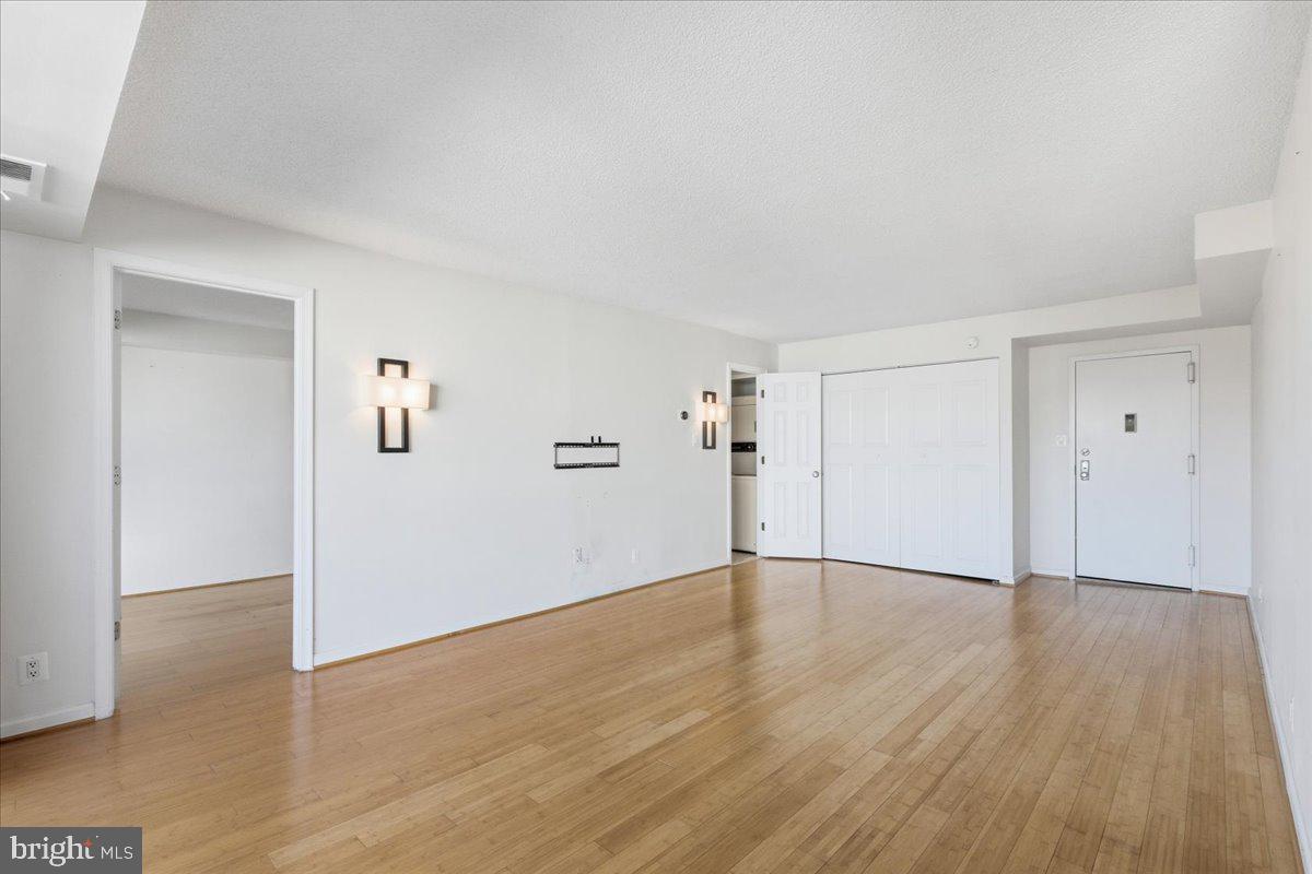 1401 N RHODES ST #503, ARLINGTON, Virginia 22209, 1 Bedroom Bedrooms, ,1 BathroomBathrooms,Residential,For sale,1401 N RHODES ST #503,VAAR2067108 MLS # VAAR2067108 1401 N RHODES ST #503, ARLINGTON, Virginia 22209, 1 Bedroom Bedrooms, ,1 BathroomBathrooms,Residential,For sale,1401 N RHODES ST #503,VAAR2067108 MLS # VAAR2067108