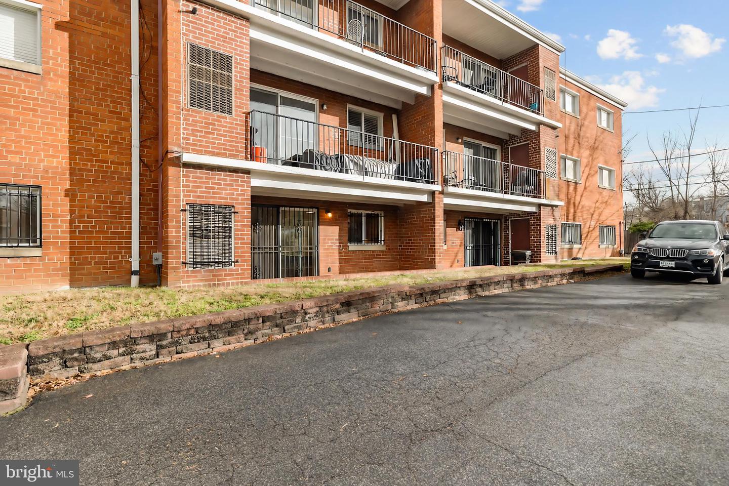 1386 BRYANT ST NE #103, WASHINGTON, District Of Columbia 20018, 2 Bedrooms Bedrooms, ,1 BathroomBathrooms,Residential,For sale,1386 BRYANT ST NE #103,DCDC2235704 MLS # DCDC2235704