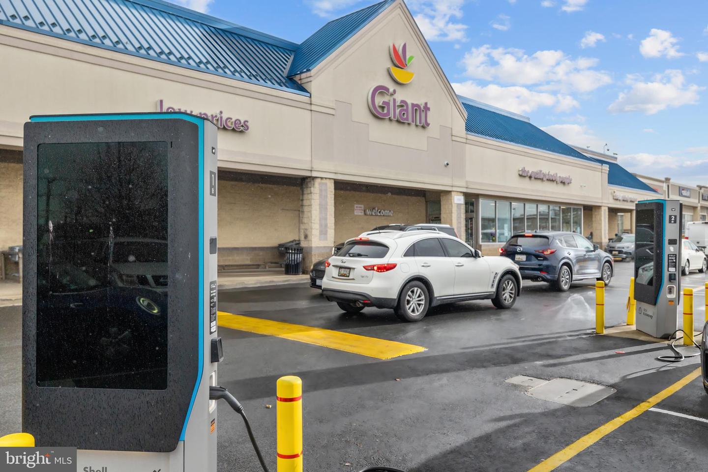 1386 BRYANT ST NE #103, WASHINGTON, District Of Columbia 20018, 2 Bedrooms Bedrooms, ,1 BathroomBathrooms,Residential,For sale,1386 BRYANT ST NE #103,DCDC2235704 MLS # DCDC2235704