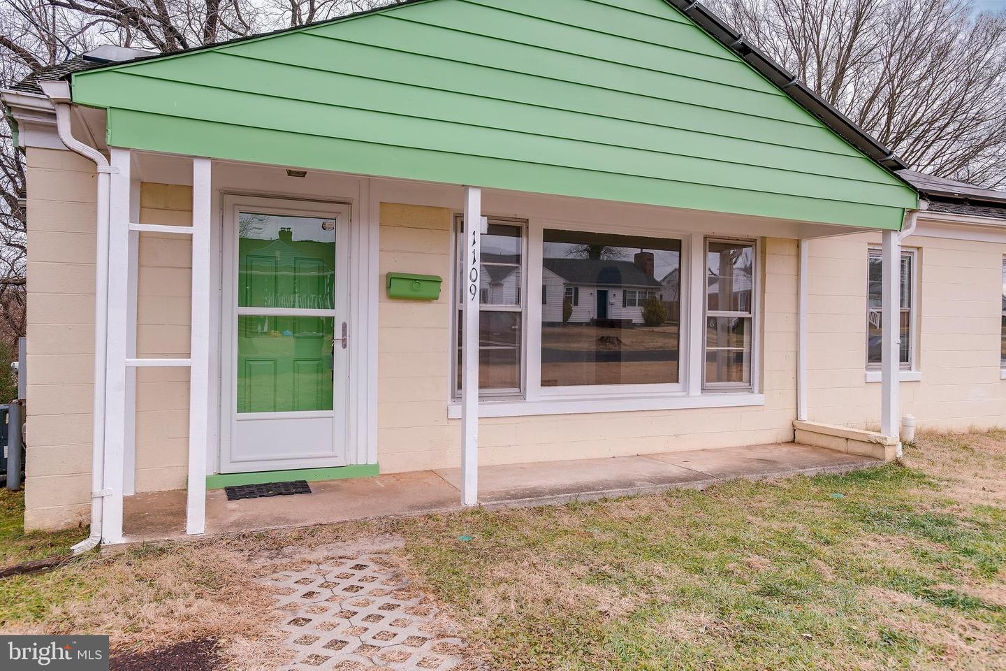 1109 LEE ST, CULPEPER, Virginia 22701, 3 Bedrooms Bedrooms, ,1 BathroomBathrooms,Residential,For sale,1109 LEE ST,VACU2012268 MLS # VACU2012268