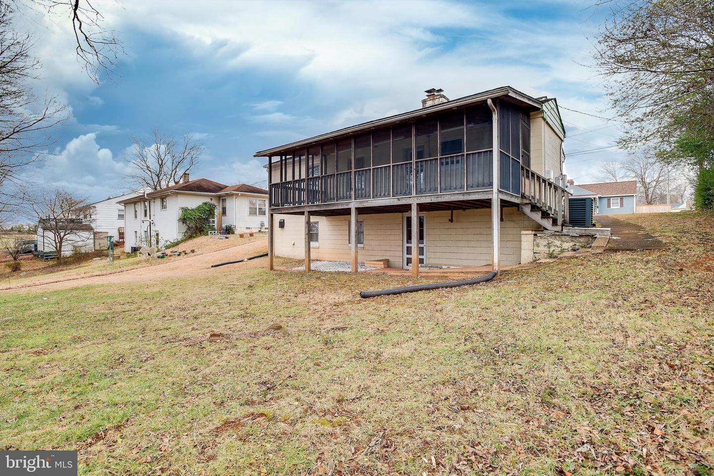 1109 LEE ST, CULPEPER, Virginia 22701, 3 Bedrooms Bedrooms, ,1 BathroomBathrooms,Residential,For sale,1109 LEE ST,VACU2012268 MLS # VACU2012268