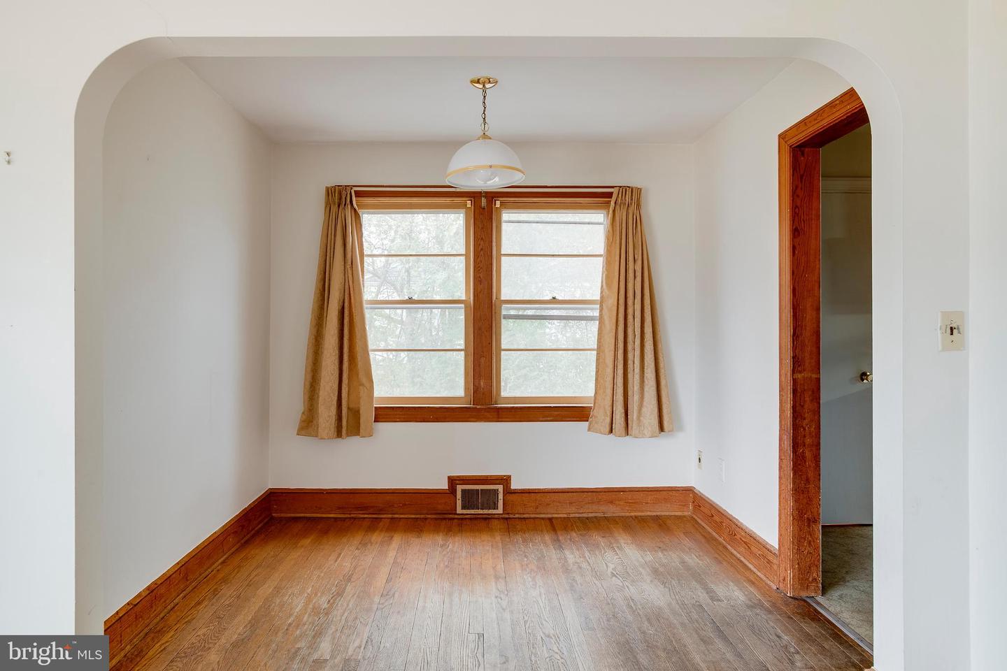 1109 LEE ST, CULPEPER, Virginia 22701, 3 Bedrooms Bedrooms, ,1 BathroomBathrooms,Residential,For sale,1109 LEE ST,VACU2012268 MLS # VACU2012268