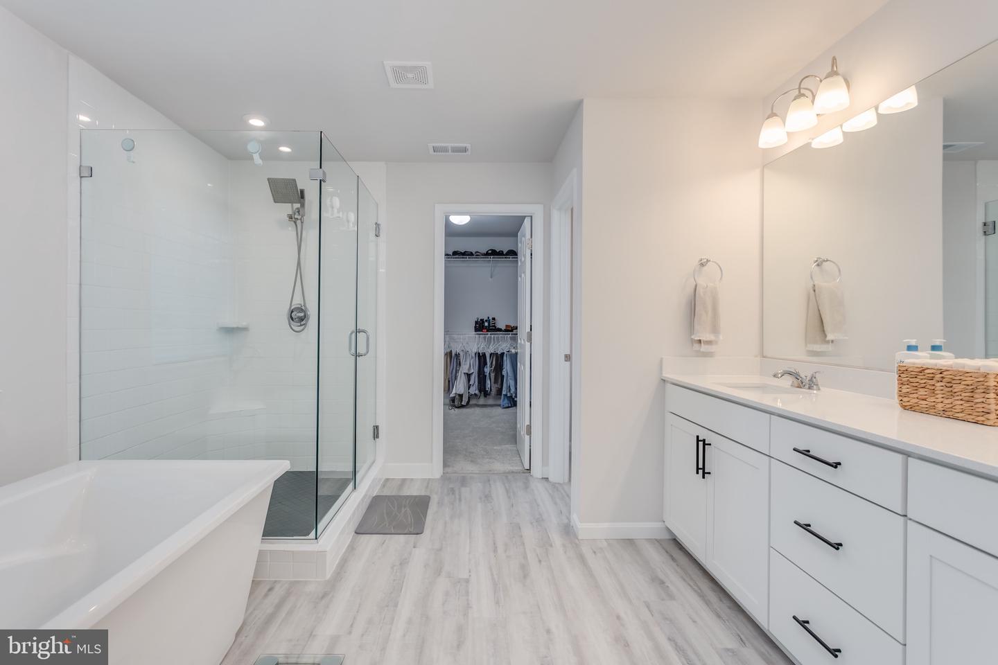 128 RAVEN OAKS DR, WINCHESTER, Virginia 22602, 4 Bedrooms Bedrooms, ,2 BathroomsBathrooms,Residential,For sale,128 RAVEN OAKS DR,VAFV2038586 MLS # VAFV2038586 128 RAVEN OAKS DR, WINCHESTER, Virginia 22602, 4 Bedrooms Bedrooms, ,2 BathroomsBathrooms,Residential,For sale,128 RAVEN OAKS DR,VAFV2038586 MLS # VAFV2038586