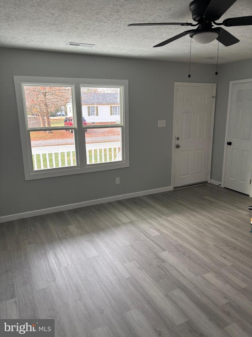 201 KNIGHT DR, RICHMOND, Virginia 23223, 3 Bedrooms Bedrooms, 5 Rooms Rooms,1 BathroomBathrooms,Residential,For sale,201 KNIGHT DR,VAHN2001130 MLS # VAHN2001130 201 KNIGHT DR, RICHMOND, Virginia 23223, 3 Bedrooms Bedrooms, 5 Rooms Rooms,1 BathroomBathrooms,Residential,For sale,201 KNIGHT DR,VAHN2001130 MLS # VAHN2001130