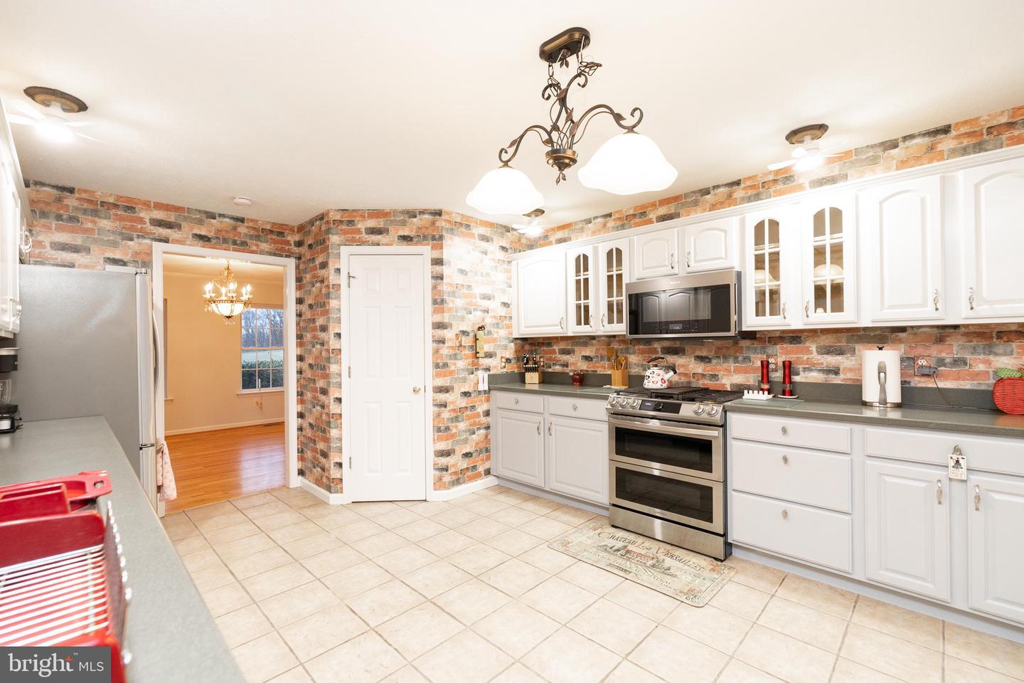 3915 APPLE PIE RIDGE RD, WINCHESTER, Virginia 22603, 5 Bedrooms Bedrooms, ,3 BathroomsBathrooms,Residential,For sale,3915 APPLE PIE RIDGE RD,VAFV2038588 MLS # VAFV2038588