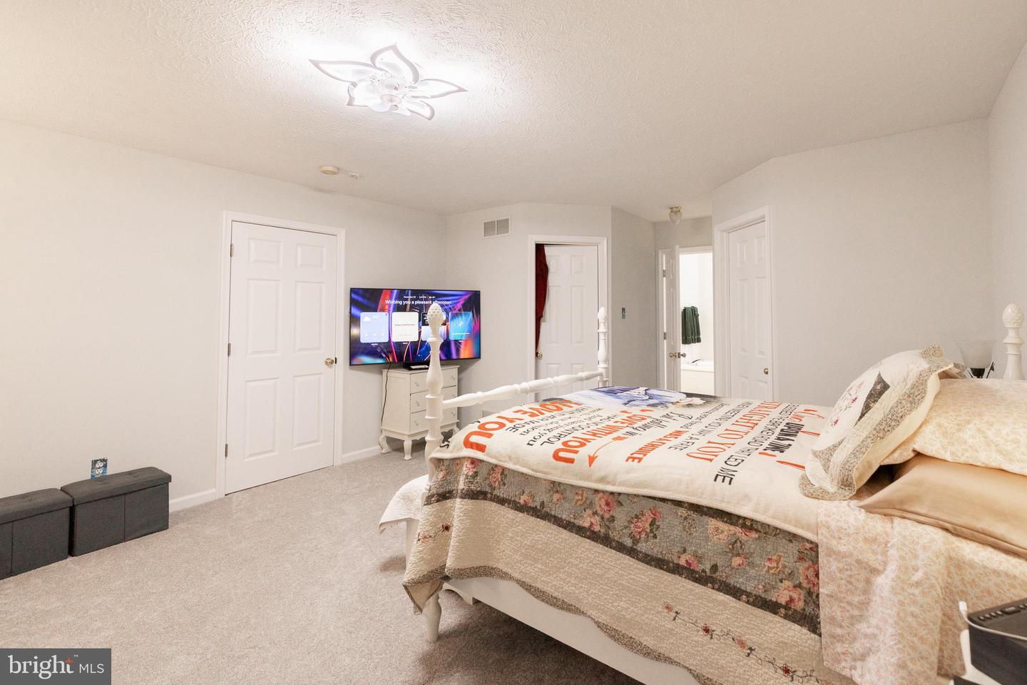 3915 APPLE PIE RIDGE RD, WINCHESTER, Virginia 22603, 5 Bedrooms Bedrooms, ,3 BathroomsBathrooms,Residential,For sale,3915 APPLE PIE RIDGE RD,VAFV2038588 MLS # VAFV2038588