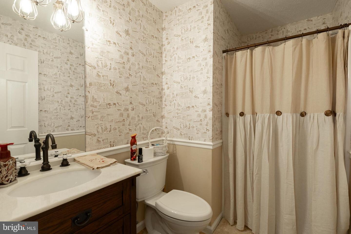 3915 APPLE PIE RIDGE RD, WINCHESTER, Virginia 22603, 5 Bedrooms Bedrooms, ,3 BathroomsBathrooms,Residential,For sale,3915 APPLE PIE RIDGE RD,VAFV2038588 MLS # VAFV2038588