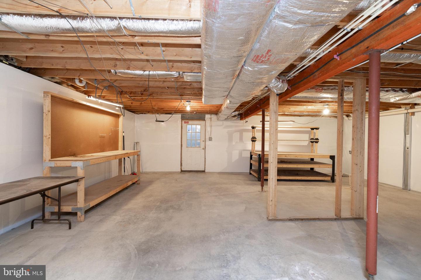 3915 APPLE PIE RIDGE RD, WINCHESTER, Virginia 22603, 5 Bedrooms Bedrooms, ,3 BathroomsBathrooms,Residential,For sale,3915 APPLE PIE RIDGE RD,VAFV2038588 MLS # VAFV2038588