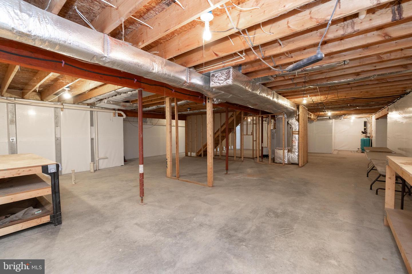 3915 APPLE PIE RIDGE RD, WINCHESTER, Virginia 22603, 5 Bedrooms Bedrooms, ,3 BathroomsBathrooms,Residential,For sale,3915 APPLE PIE RIDGE RD,VAFV2038588 MLS # VAFV2038588