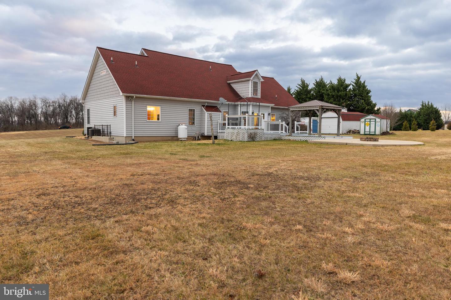 3915 APPLE PIE RIDGE RD, WINCHESTER, Virginia 22603, 5 Bedrooms Bedrooms, ,3 BathroomsBathrooms,Residential,For sale,3915 APPLE PIE RIDGE RD,VAFV2038588 MLS # VAFV2038588