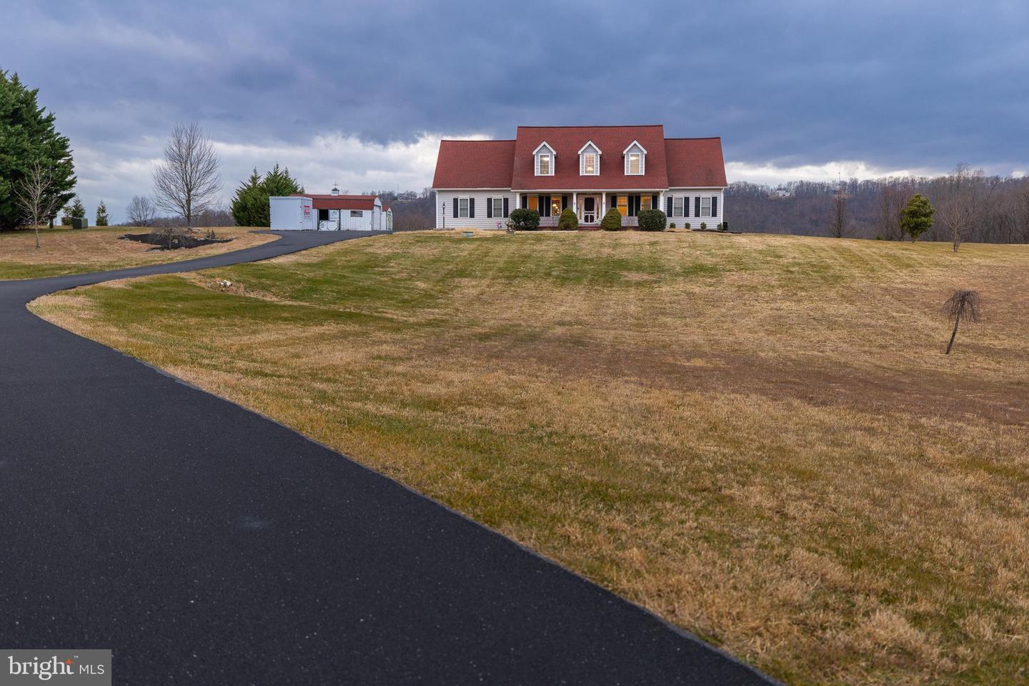 3915 APPLE PIE RIDGE RD, WINCHESTER, Virginia 22603, 5 Bedrooms Bedrooms, ,3 BathroomsBathrooms,Residential,For sale,3915 APPLE PIE RIDGE RD,VAFV2038588 MLS # VAFV2038588