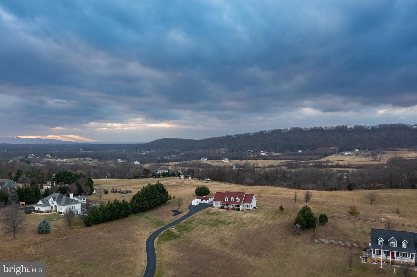 3915 APPLE PIE RIDGE RD, WINCHESTER, Virginia 22603, 5 Bedrooms Bedrooms, ,3 BathroomsBathrooms,Residential,For sale,3915 APPLE PIE RIDGE RD,VAFV2038588 MLS # VAFV2038588