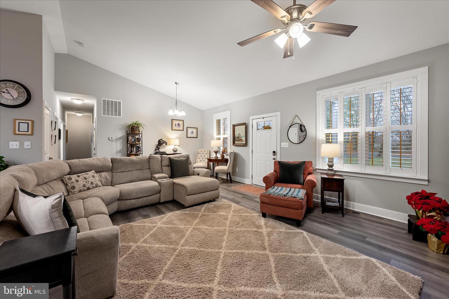 103 QUAIL CT, CROSS JUNCTION, Virginia 22625, 3 Bedrooms Bedrooms, ,2 BathroomsBathrooms,Residential,For sale,103 QUAIL CT,VAFV2038592 MLS # VAFV2038592