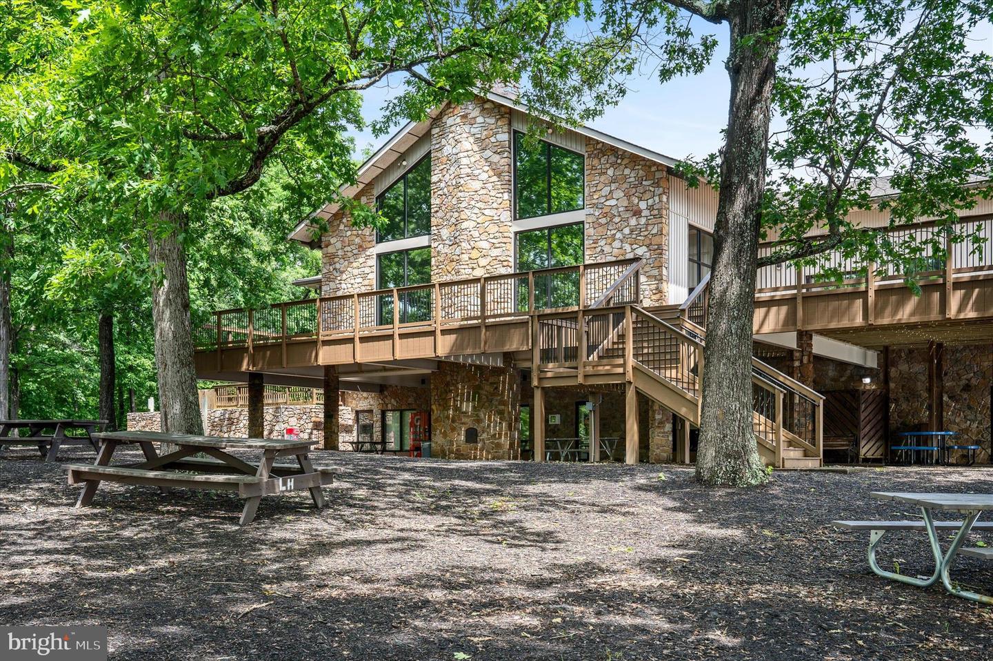 103 QUAIL CT, CROSS JUNCTION, Virginia 22625, 3 Bedrooms Bedrooms, ,2 BathroomsBathrooms,Residential,For sale,103 QUAIL CT,VAFV2038592 MLS # VAFV2038592