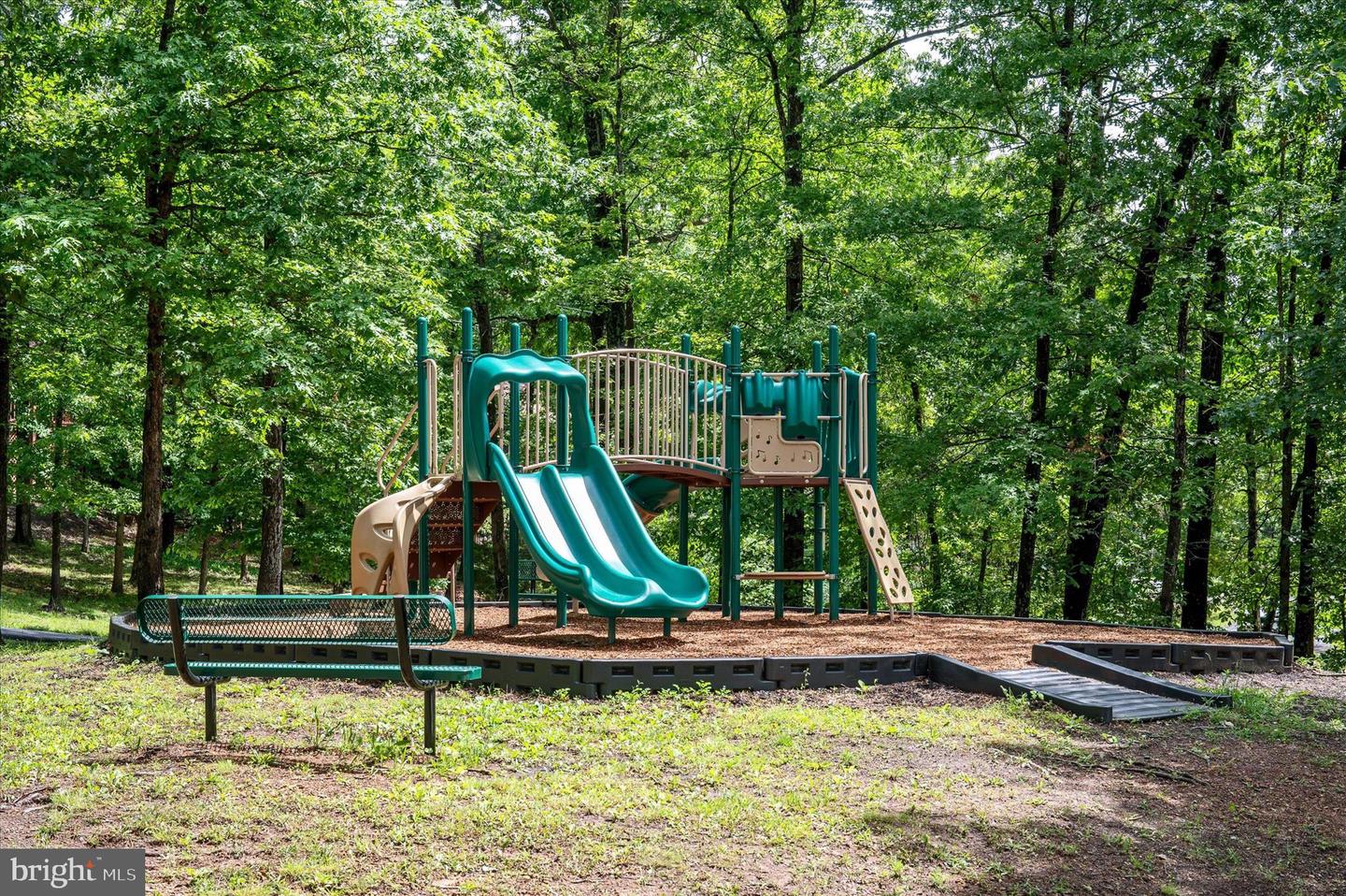 103 QUAIL CT, CROSS JUNCTION, Virginia 22625, 3 Bedrooms Bedrooms, ,2 BathroomsBathrooms,Residential,For sale,103 QUAIL CT,VAFV2038592 MLS # VAFV2038592