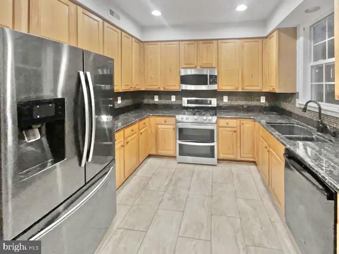 5936 TALMADGE DR, WOODBRIDGE, Virginia 22193, 4 Bedrooms Bedrooms, ,3 BathroomsBathrooms,Residential,For sale,5936 TALMADGE DR,VAPW2109532 MLS # VAPW2109532