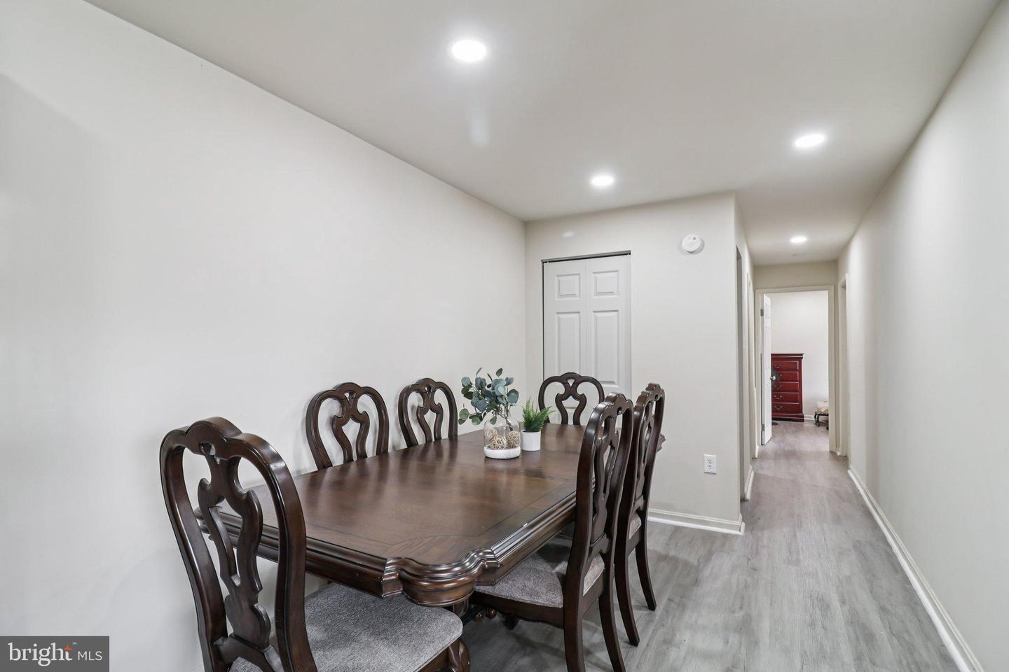 5925 QUANTRELL AVE #104, ALEXANDRIA, Virginia 22312, 2 Bedrooms Bedrooms, 6 Rooms Rooms,1 BathroomBathrooms,Residential,For sale,5925 QUANTRELL AVE #104,VAAX2052684 MLS # VAAX2052684 5925 QUANTRELL AVE #104, ALEXANDRIA, Virginia 22312, 2 Bedrooms Bedrooms, 6 Rooms Rooms,1 BathroomBathrooms,Residential,For sale,5925 QUANTRELL AVE #104,VAAX2052684 MLS # VAAX2052684