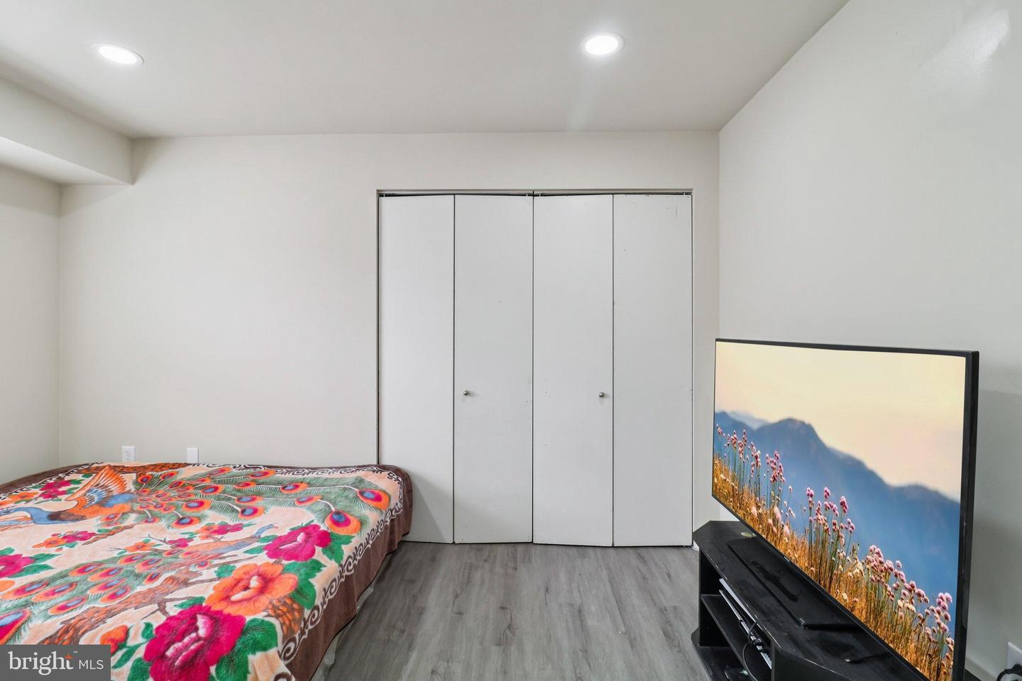 5925 QUANTRELL AVE #104, ALEXANDRIA, Virginia 22312, 2 Bedrooms Bedrooms, 6 Rooms Rooms,1 BathroomBathrooms,Residential,For sale,5925 QUANTRELL AVE #104,VAAX2052684 MLS # VAAX2052684 5925 QUANTRELL AVE #104, ALEXANDRIA, Virginia 22312, 2 Bedrooms Bedrooms, 6 Rooms Rooms,1 BathroomBathrooms,Residential,For sale,5925 QUANTRELL AVE #104,VAAX2052684 MLS # VAAX2052684