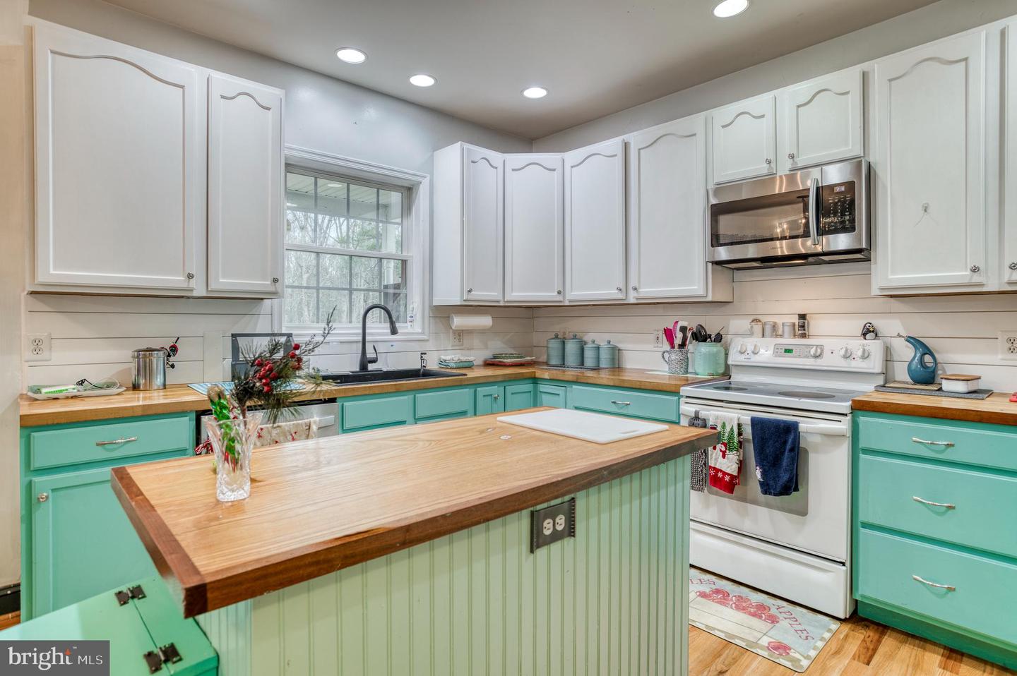 14100 CHESTERFIELD LN, CULPEPER, Virginia 22701, 5 Bedrooms Bedrooms, ,3 BathroomsBathrooms,Residential,For sale,14100 CHESTERFIELD LN,VACU2012276 MLS # VACU2012276