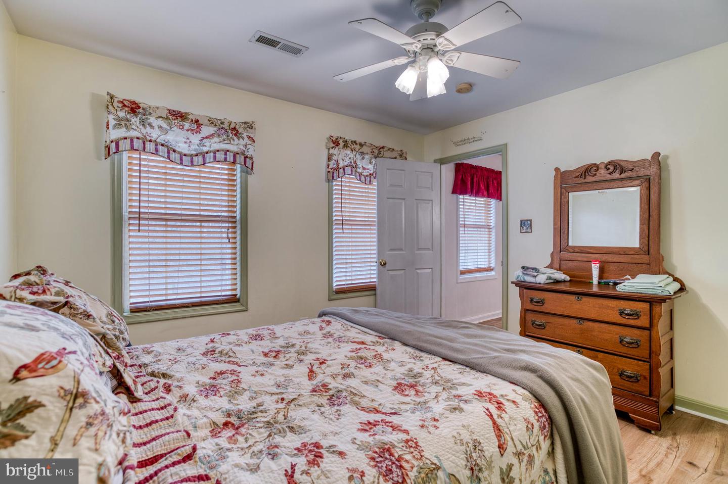 14100 CHESTERFIELD LN, CULPEPER, Virginia 22701, 5 Bedrooms Bedrooms, ,3 BathroomsBathrooms,Residential,For sale,14100 CHESTERFIELD LN,VACU2012276 MLS # VACU2012276