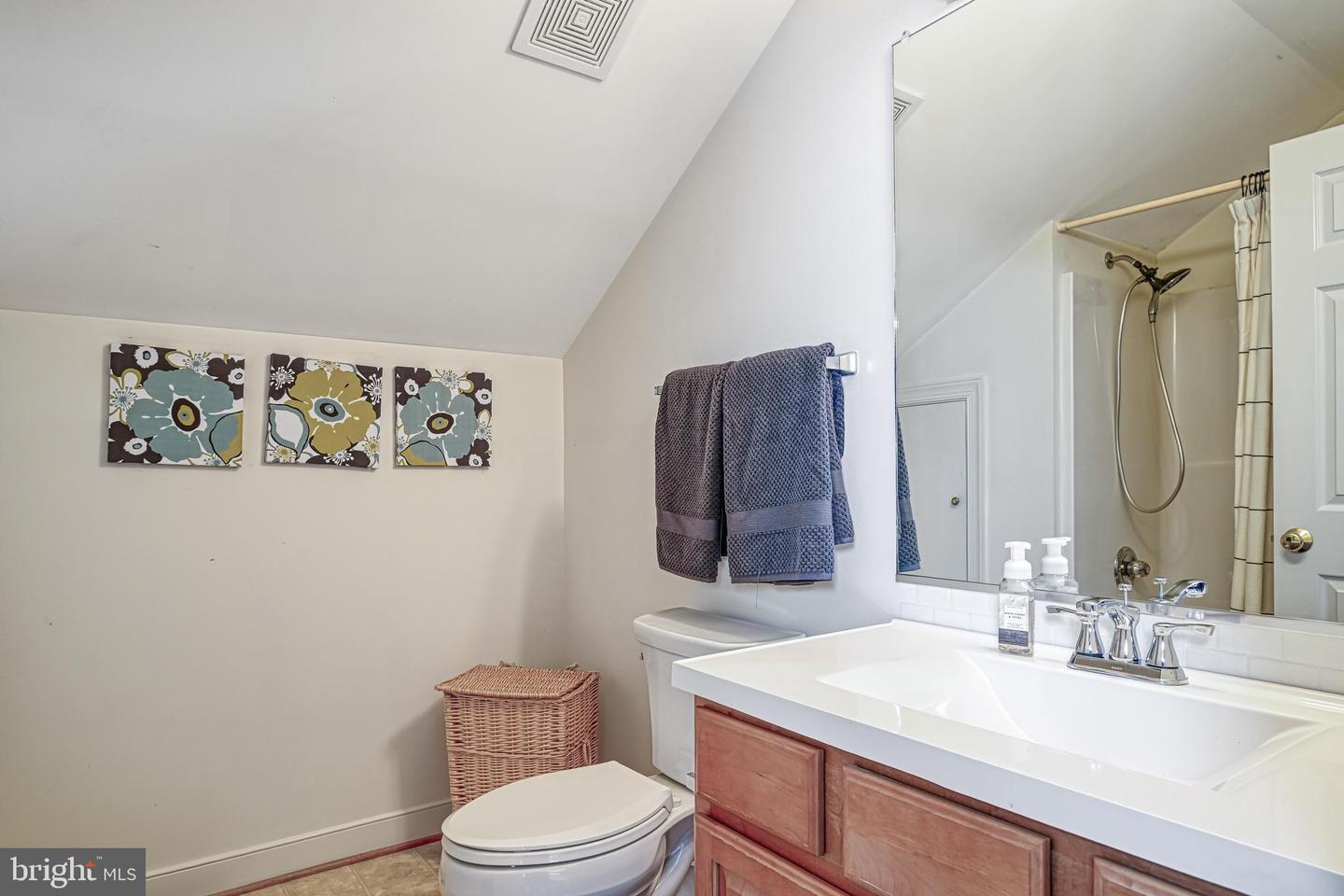 222 BATTLEFIELD RD, LOCUST GROVE, Virginia 22508, 3 Bedrooms Bedrooms, ,2 BathroomsBathrooms,Residential,For sale,222 BATTLEFIELD RD,VAOR2013026 MLS # VAOR2013026