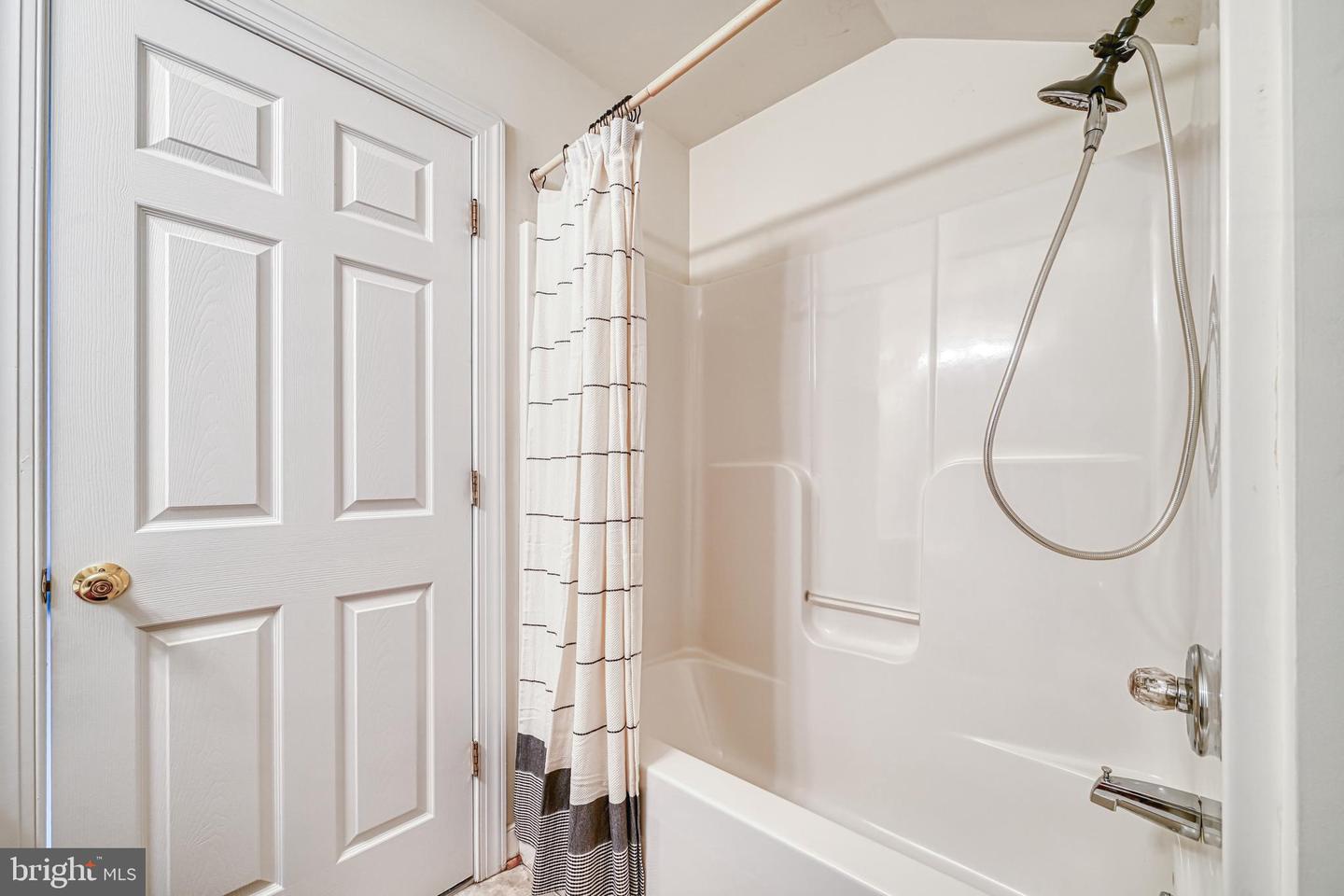 222 BATTLEFIELD RD, LOCUST GROVE, Virginia 22508, 3 Bedrooms Bedrooms, ,2 BathroomsBathrooms,Residential,For sale,222 BATTLEFIELD RD,VAOR2013026 MLS # VAOR2013026