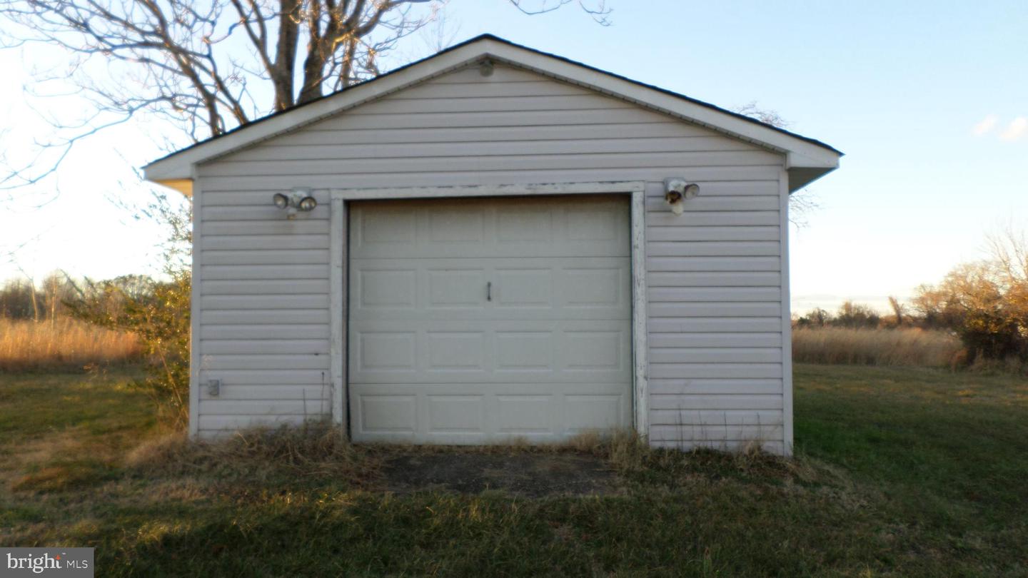 15558 KINGS HWY, KING GEORGE, Virginia 22485, 4 Bedrooms Bedrooms, ,4 BathroomsBathrooms,Residential,For sale,15558 KINGS HWY,VAKG2007430 MLS # VAKG2007430