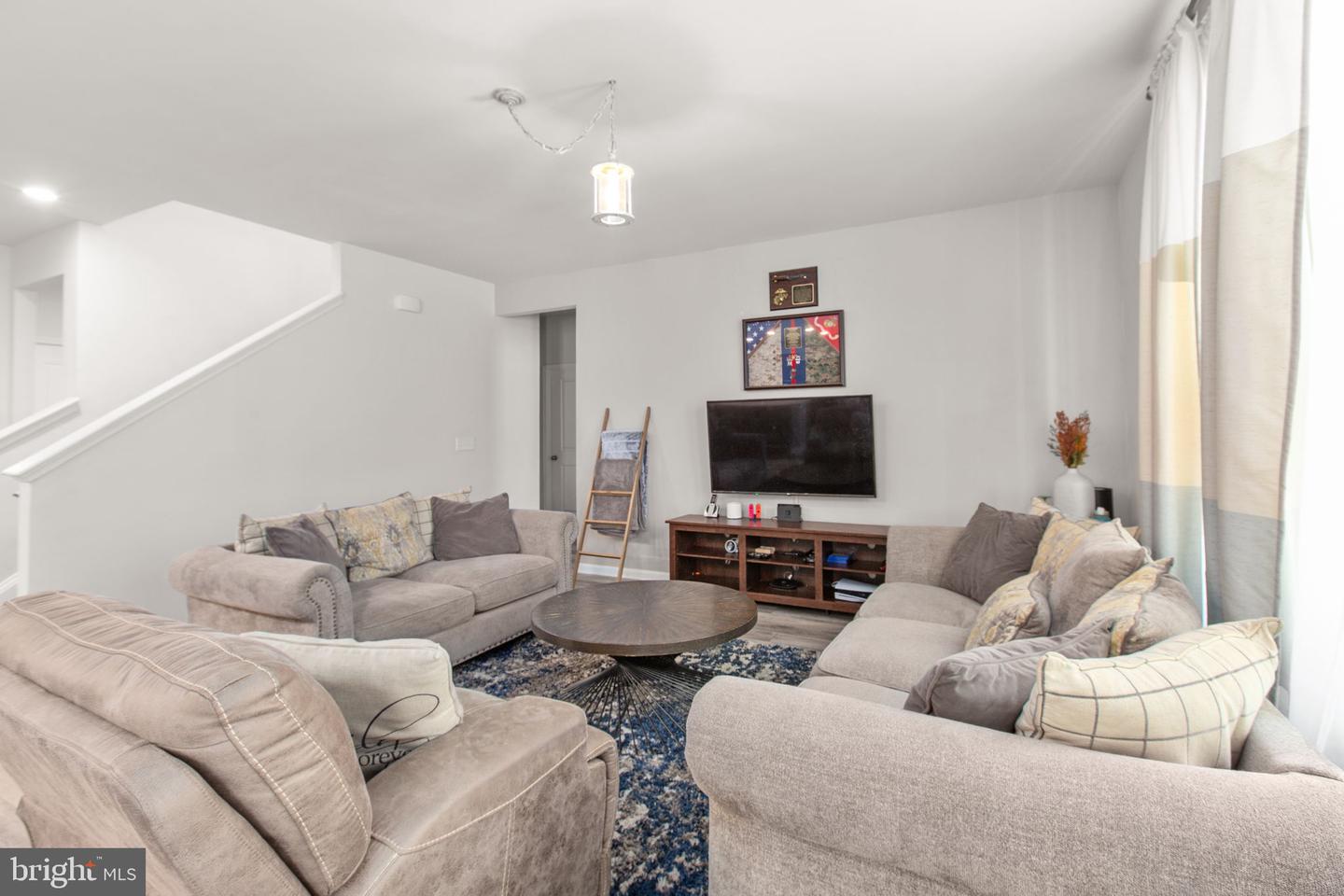 9 MOSSY CREEK LN, FREDERICKSBURG, Virginia 22405, 6 Bedrooms Bedrooms, ,5 BathroomsBathrooms,Residential,For sale,9 MOSSY CREEK LN,VAST2044858 MLS # VAST2044858