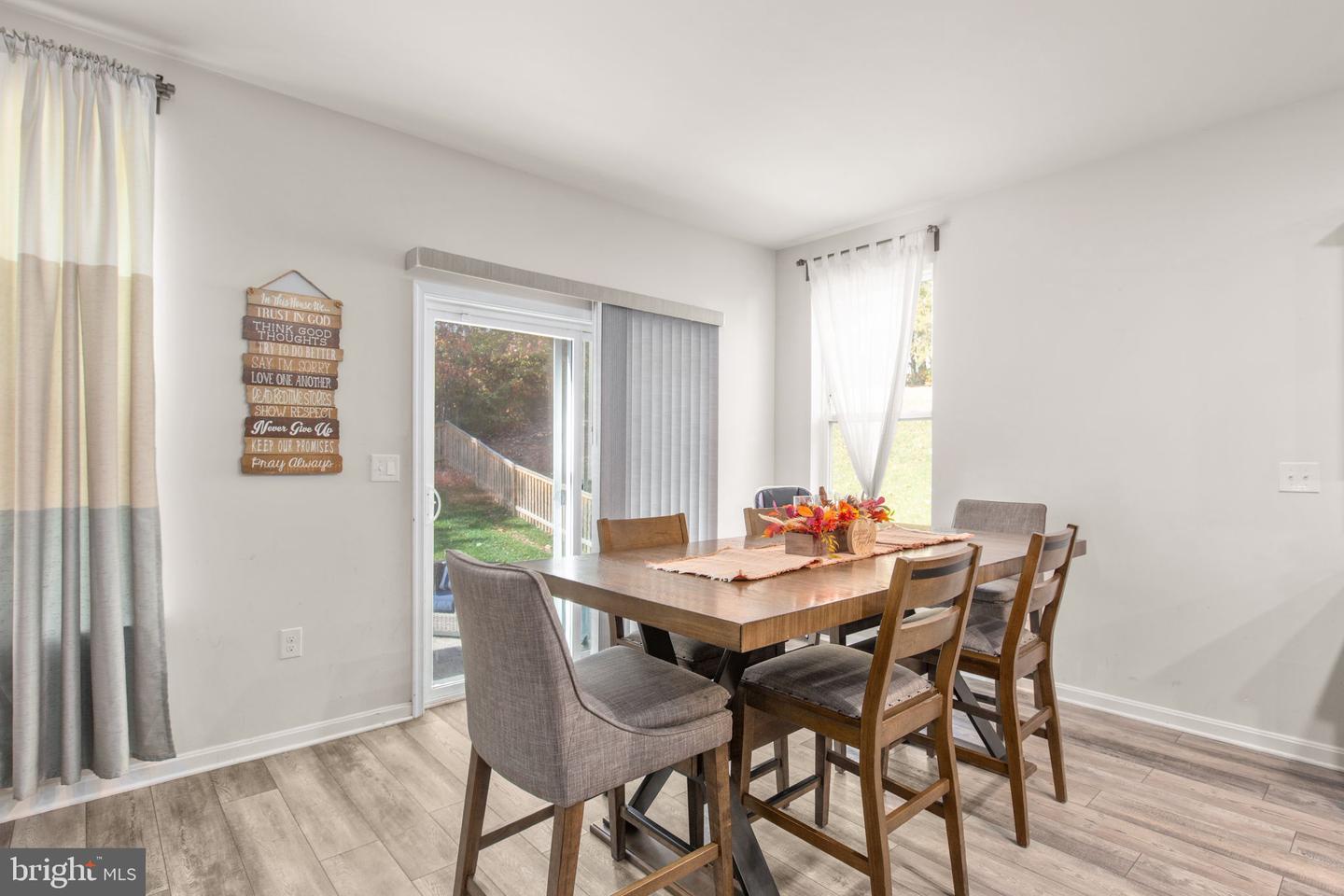 9 MOSSY CREEK LN, FREDERICKSBURG, Virginia 22405, 6 Bedrooms Bedrooms, ,5 BathroomsBathrooms,Residential,For sale,9 MOSSY CREEK LN,VAST2044858 MLS # VAST2044858