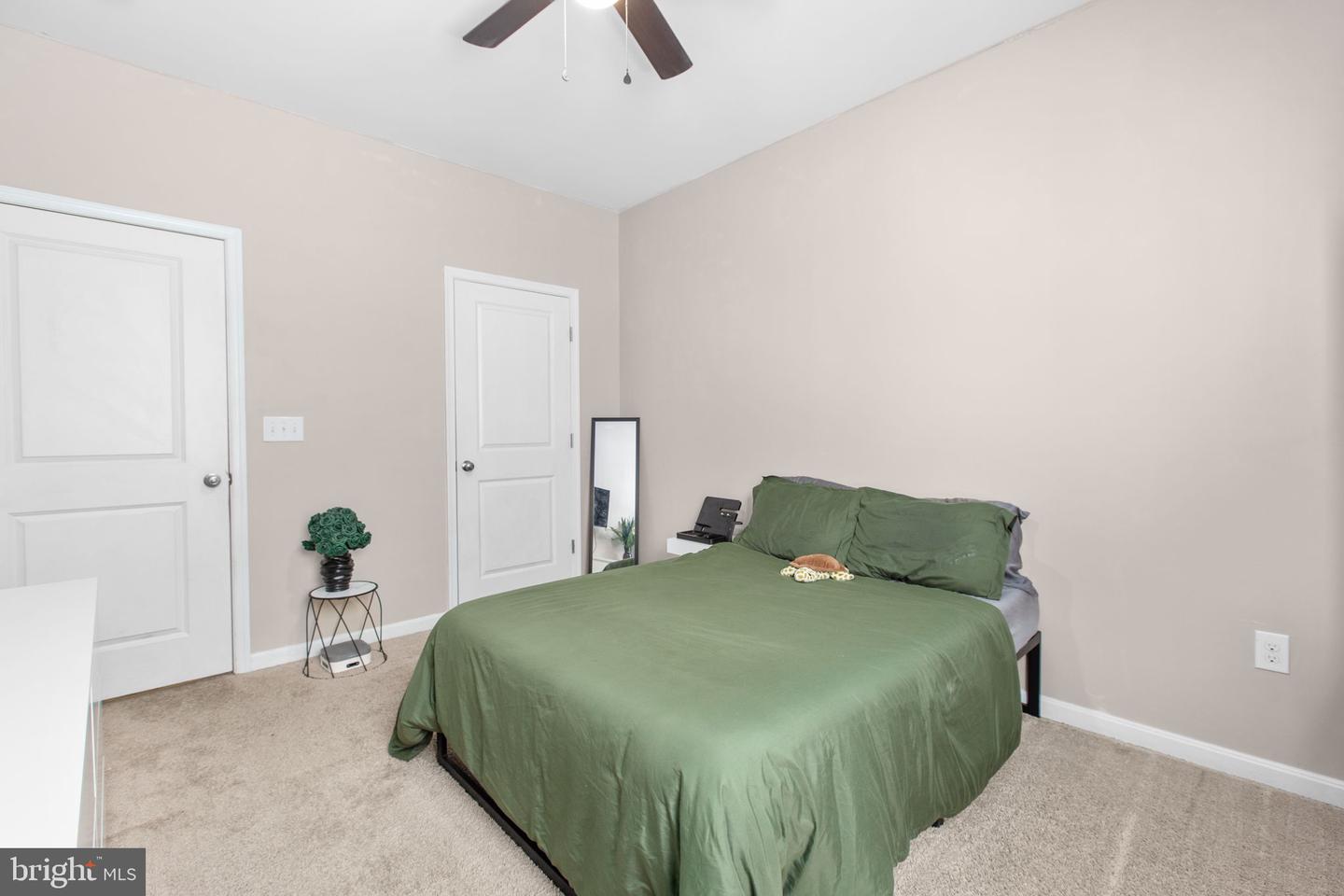 9 MOSSY CREEK LN, FREDERICKSBURG, Virginia 22405, 6 Bedrooms Bedrooms, ,5 BathroomsBathrooms,Residential,For sale,9 MOSSY CREEK LN,VAST2044858 MLS # VAST2044858