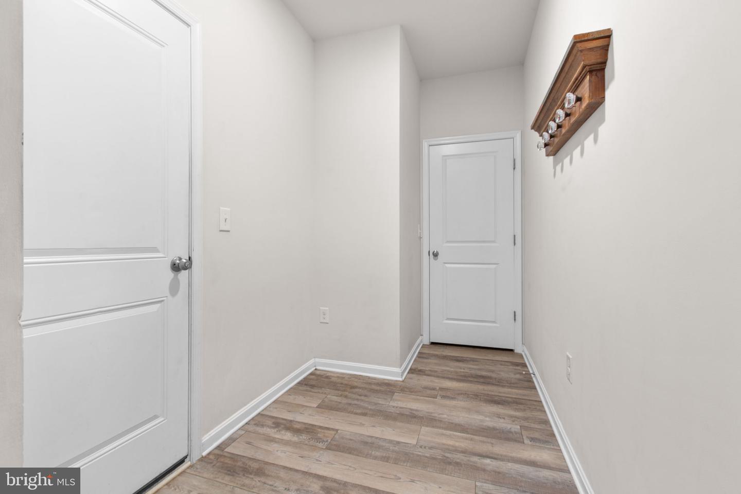 9 MOSSY CREEK LN, FREDERICKSBURG, Virginia 22405, 6 Bedrooms Bedrooms, ,5 BathroomsBathrooms,Residential,For sale,9 MOSSY CREEK LN,VAST2044858 MLS # VAST2044858