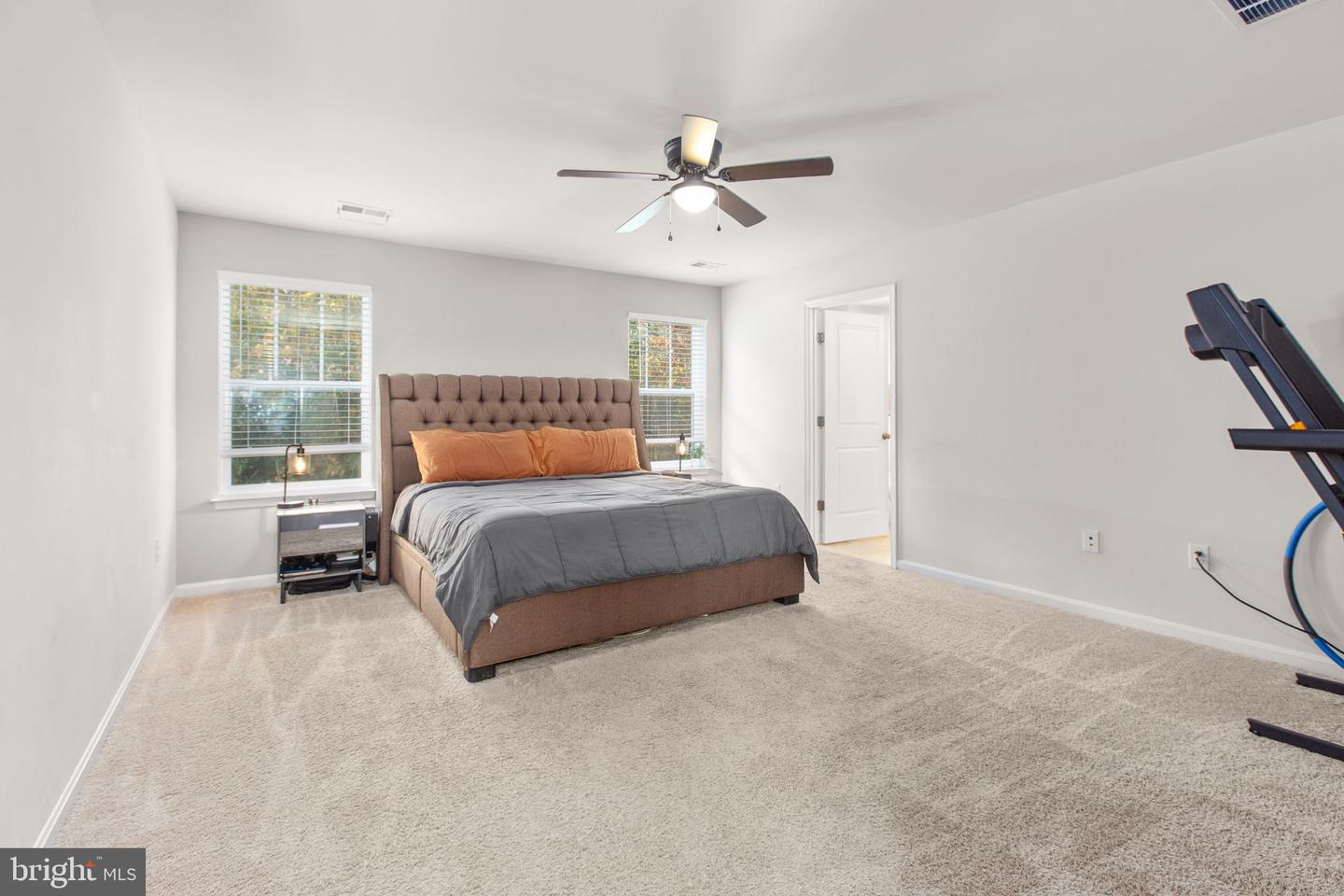 9 MOSSY CREEK LN, FREDERICKSBURG, Virginia 22405, 6 Bedrooms Bedrooms, ,5 BathroomsBathrooms,Residential,For sale,9 MOSSY CREEK LN,VAST2044858 MLS # VAST2044858