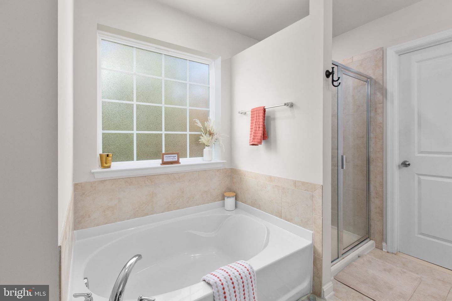 9 MOSSY CREEK LN, FREDERICKSBURG, Virginia 22405, 6 Bedrooms Bedrooms, ,5 BathroomsBathrooms,Residential,For sale,9 MOSSY CREEK LN,VAST2044858 MLS # VAST2044858