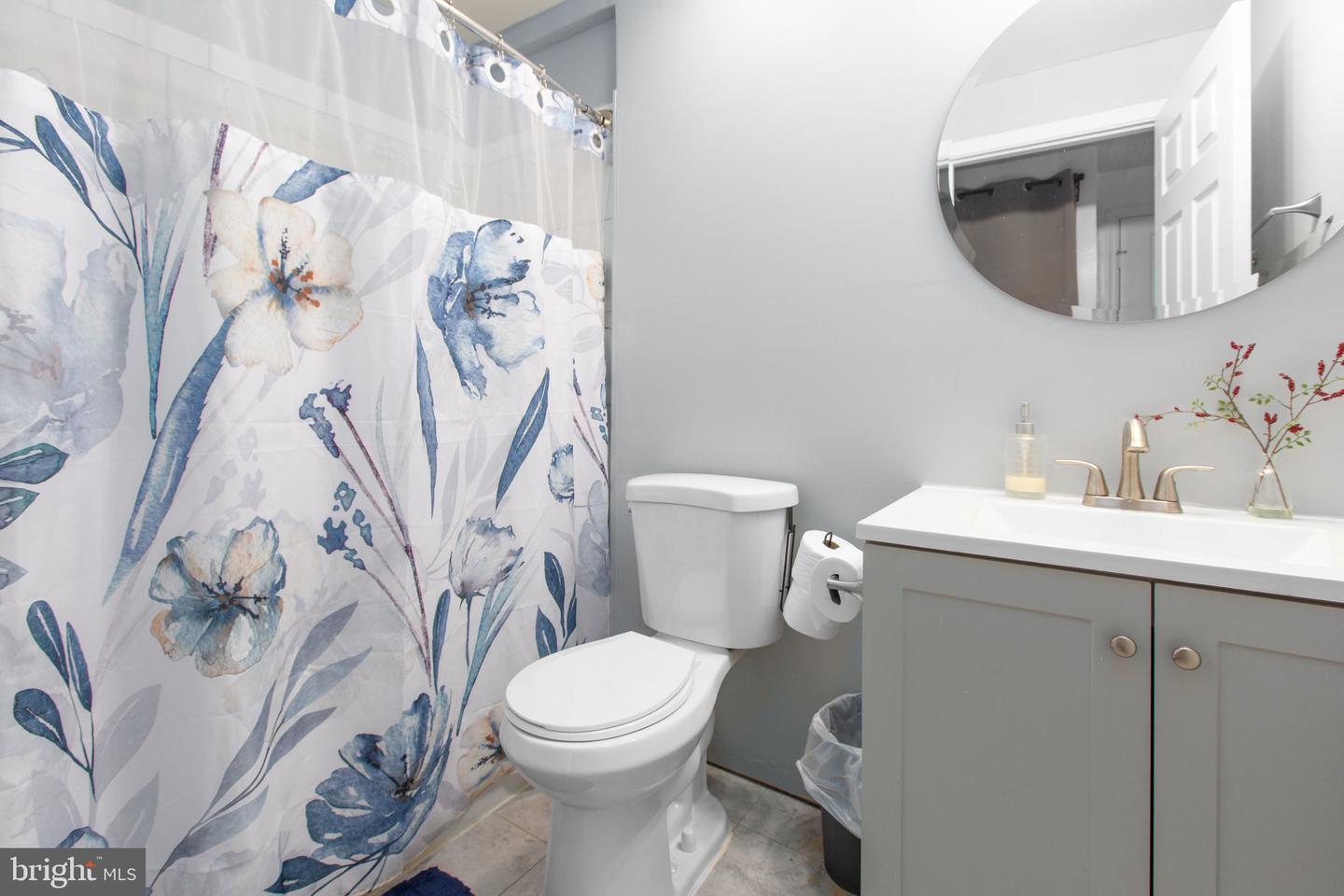 9 MOSSY CREEK LN, FREDERICKSBURG, Virginia 22405, 6 Bedrooms Bedrooms, ,5 BathroomsBathrooms,Residential,For sale,9 MOSSY CREEK LN,VAST2044858 MLS # VAST2044858