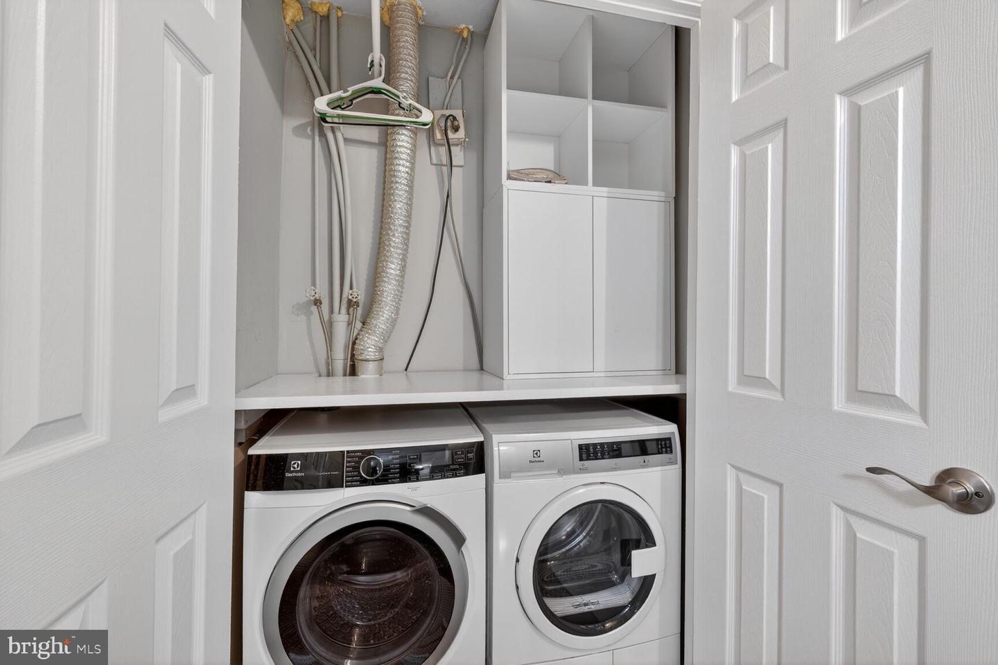 4426 36TH ST S #B2, ARLINGTON, Virginia 22206, 2 Bedrooms Bedrooms, ,2 BathroomsBathrooms,Residential,For sale,4426 36TH ST S #B2,VAAR2067144 MLS # VAAR2067144