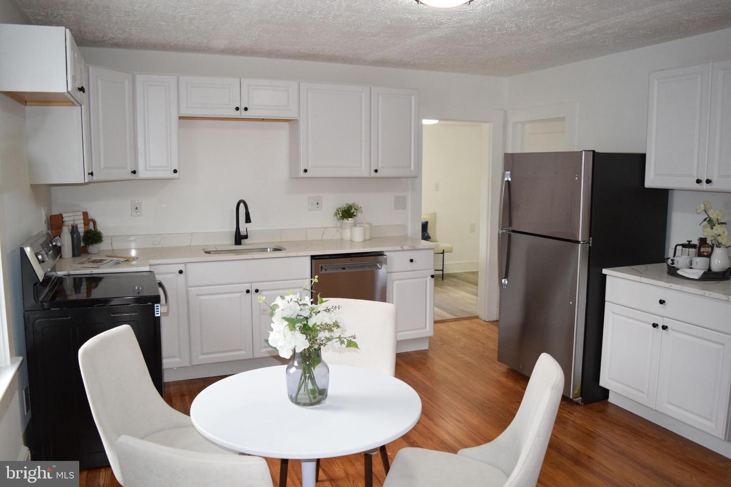 27 JACKSON AVE, WINCHESTER, Virginia 22601, 3 Bedrooms Bedrooms, 8 Rooms Rooms,1 BathroomBathrooms,Residential,For sale,27 JACKSON AVE,VAWI2009632 MLS # VAWI2009632 27 JACKSON AVE, WINCHESTER, Virginia 22601, 3 Bedrooms Bedrooms, 8 Rooms Rooms,1 BathroomBathrooms,Residential,For sale,27 JACKSON AVE,VAWI2009632 MLS # VAWI2009632