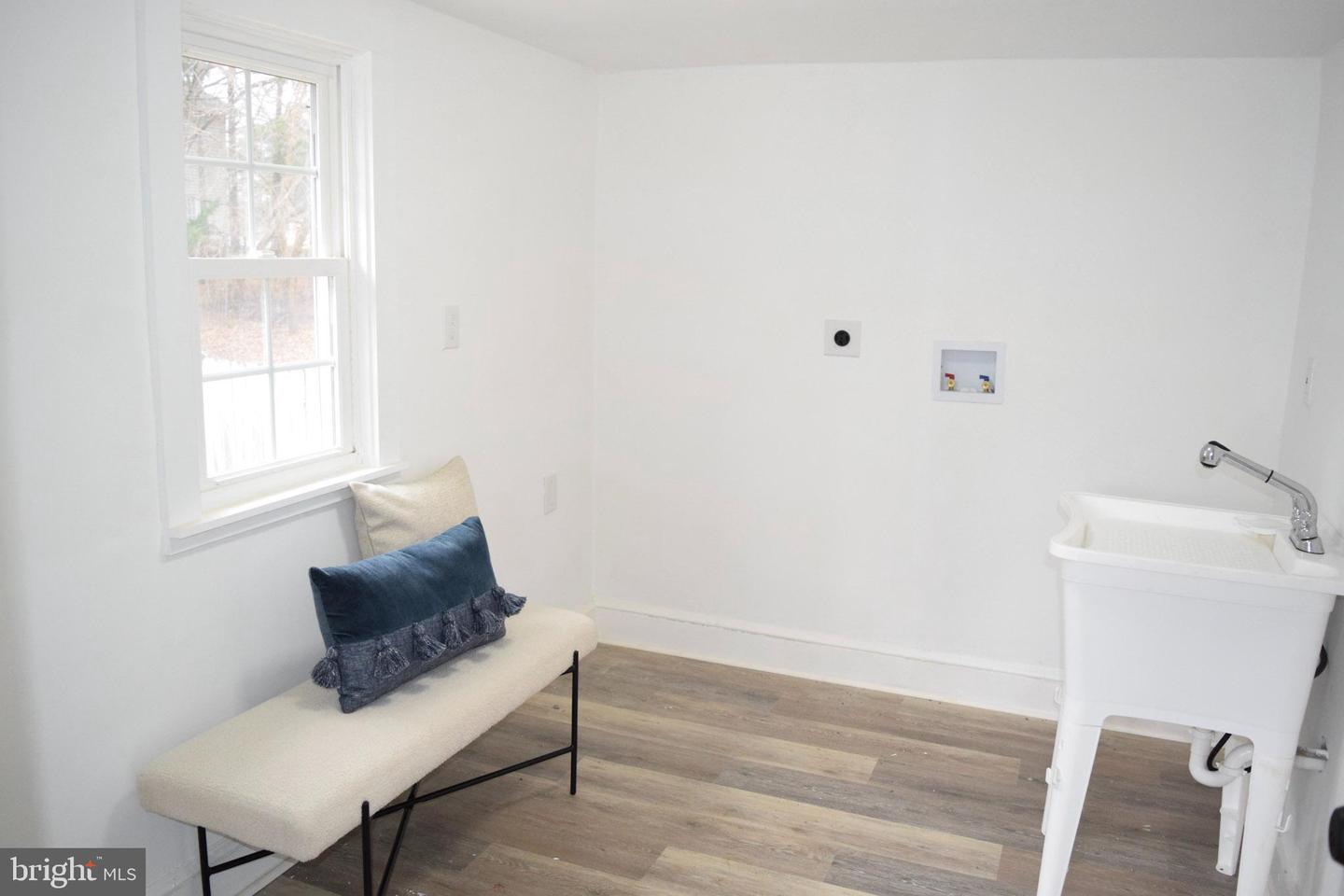 27 JACKSON AVE, WINCHESTER, Virginia 22601, 3 Bedrooms Bedrooms, 8 Rooms Rooms,1 BathroomBathrooms,Residential,For sale,27 JACKSON AVE,VAWI2009632 MLS # VAWI2009632 27 JACKSON AVE, WINCHESTER, Virginia 22601, 3 Bedrooms Bedrooms, 8 Rooms Rooms,1 BathroomBathrooms,Residential,For sale,27 JACKSON AVE,VAWI2009632 MLS # VAWI2009632