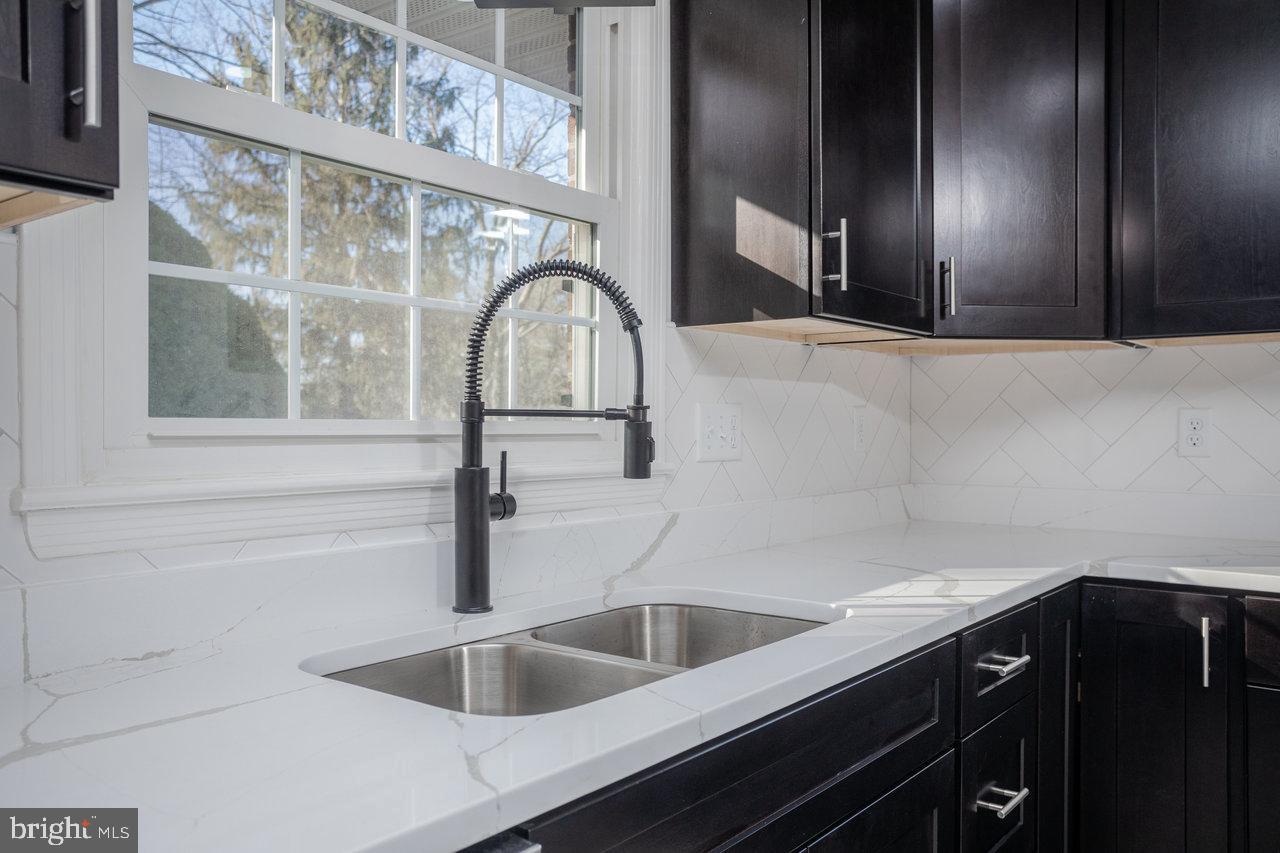 12 ESSEX RD, GROTTOES, Virginia 24441, 3 Bedrooms Bedrooms, ,2 BathroomsBathrooms,Residential,For sale,12 ESSEX RD,VAAG2002720 MLS # VAAG2002720