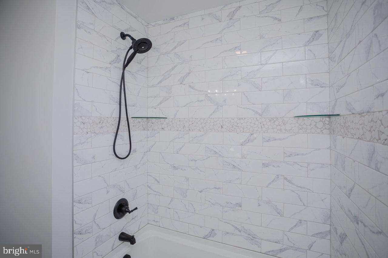 12 ESSEX RD, GROTTOES, Virginia 24441, 3 Bedrooms Bedrooms, ,2 BathroomsBathrooms,Residential,For sale,12 ESSEX RD,VAAG2002720 MLS # VAAG2002720