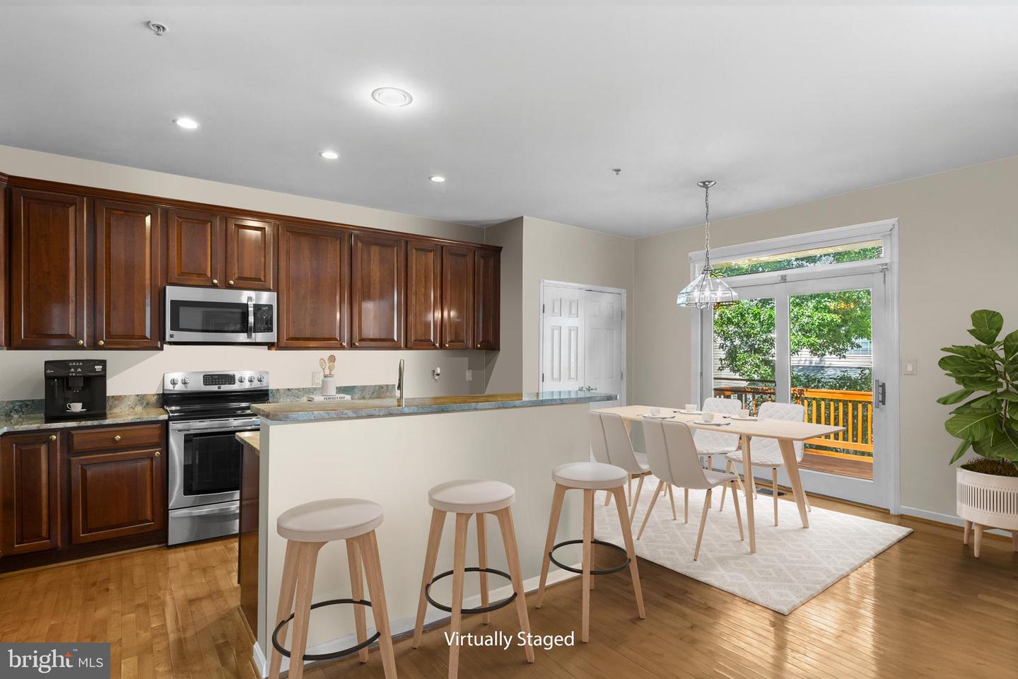 46134 BRISBANE SQ, POTOMAC FALLS, Virginia 20165, 3 Bedrooms Bedrooms, ,3 BathroomsBathrooms,Residential,For sale,46134 BRISBANE SQ,VALO2113002 MLS # VALO2113002