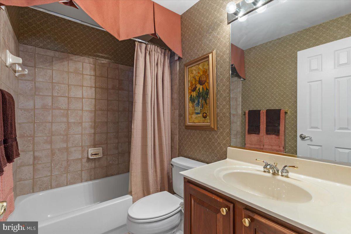 46134 BRISBANE SQ, POTOMAC FALLS, Virginia 20165, 3 Bedrooms Bedrooms, ,3 BathroomsBathrooms,Residential,For sale,46134 BRISBANE SQ,VALO2113002 MLS # VALO2113002